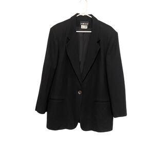 Sag Harbor black wool blazer collar button pockets lined shoulder pads  18